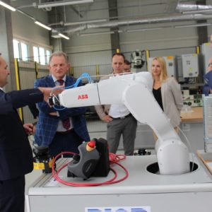 odbior-stacji-zrobotyzowanych-05